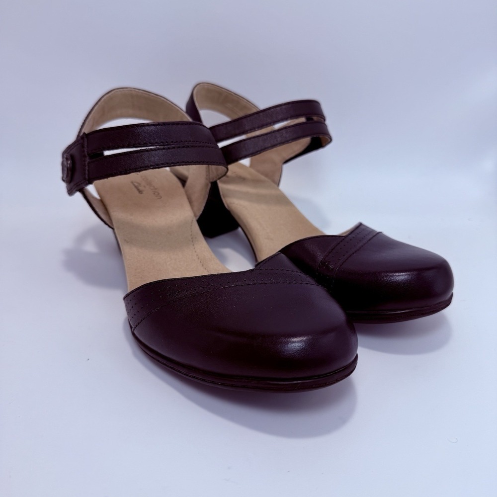 Clarks Valarie Rally Sandals Size 8.5 M Slingback Black Leather Heels Classic